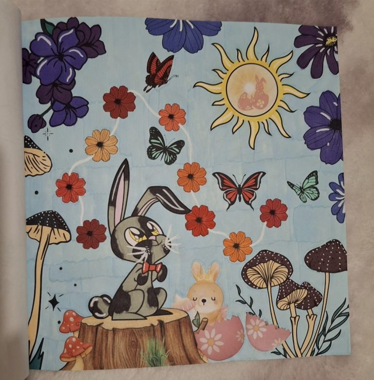 Livre de coloriage "Pâques enchantées" 6 ans et plus Livre de coloriage "Pâques enchantées" à partir de 6 ans. Ici on découvre des petits lapins tout mignons entourés d'œufs de Pâques.